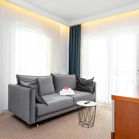 Varsovia Comfort Exterior photo